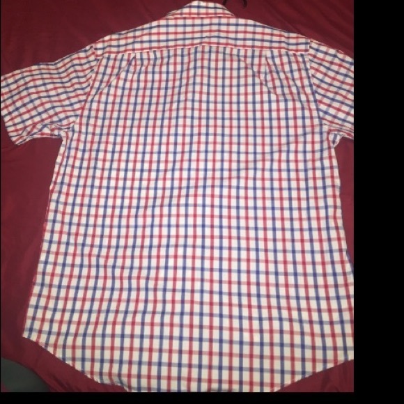 🐲Blue& red strip short sleeve shirt 🐲 - Picture 3 of 3